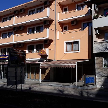 Hotel Viv Trebinje Luaran gambar