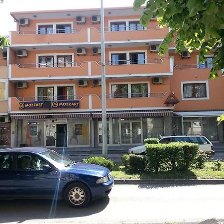 Hotel Viv Trebinje Luaran gambar