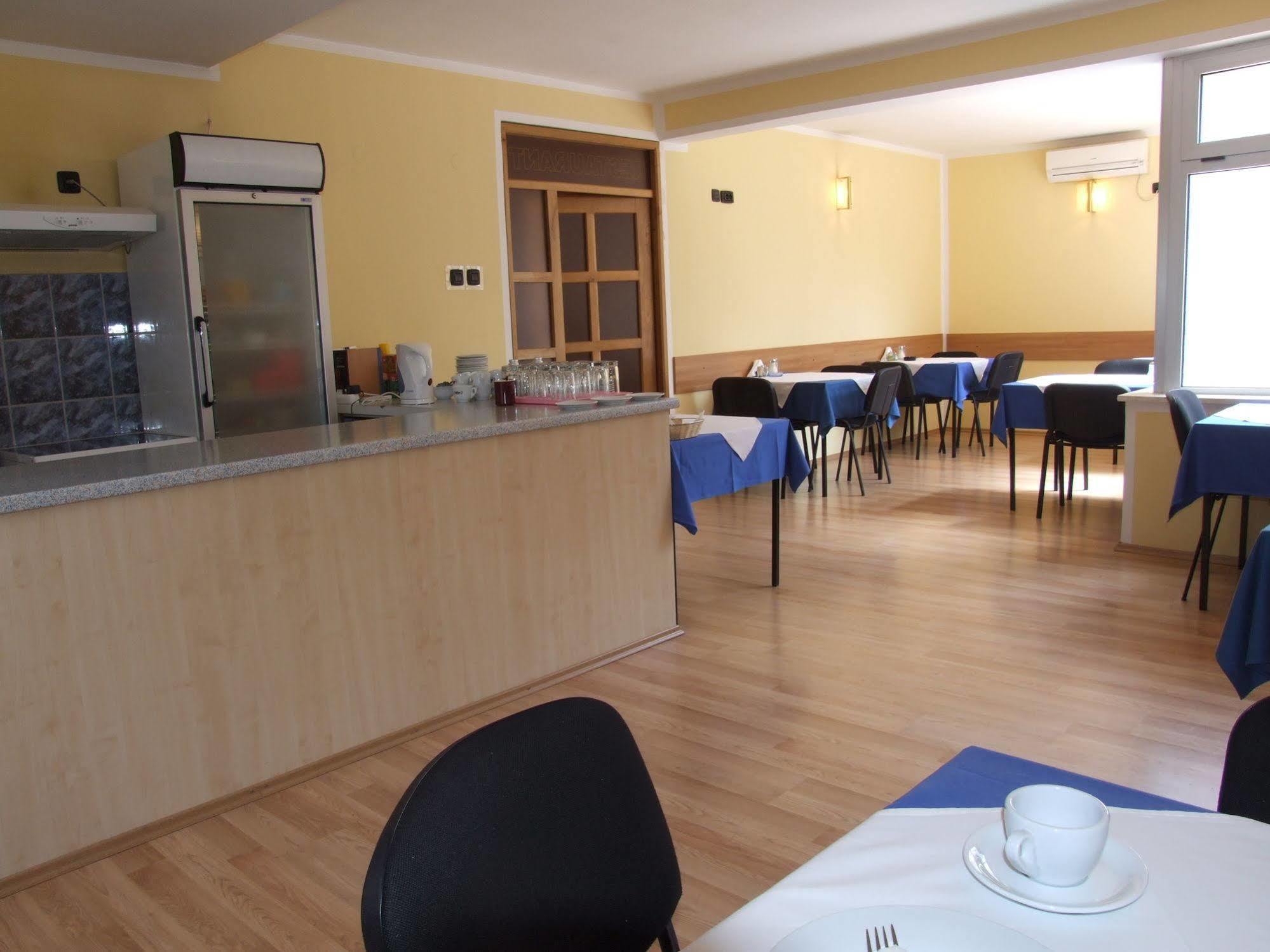 Hotel Viv Trebinje Luaran gambar